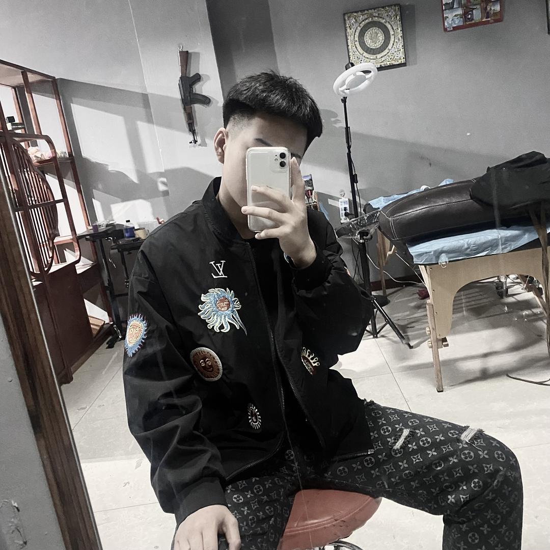 筱宇.