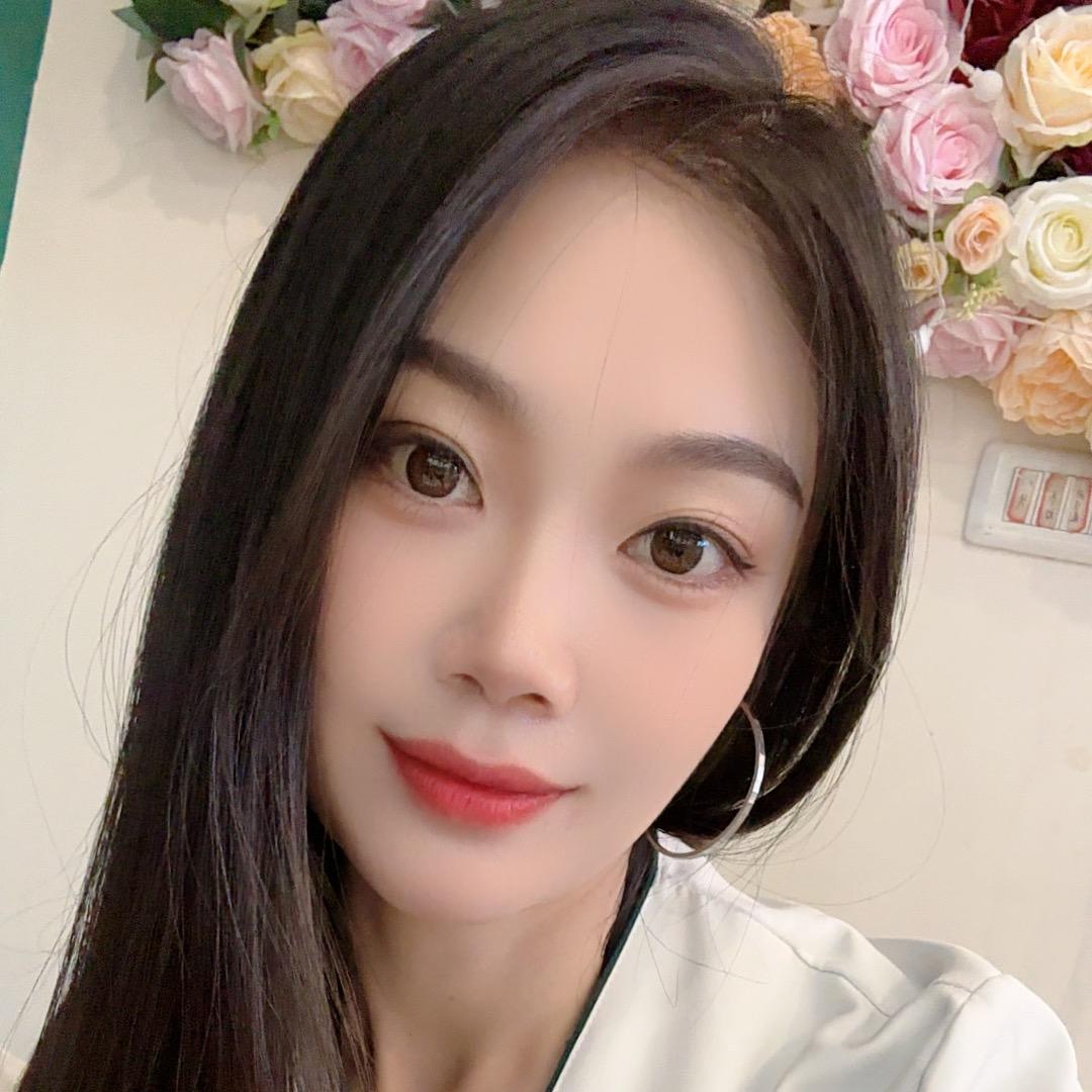 櫳（龙）小姐