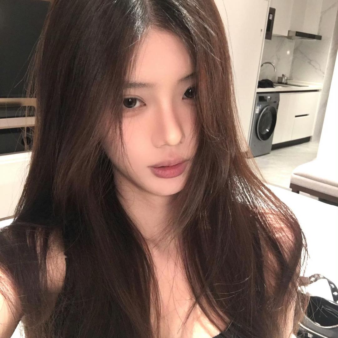 妮妮kiss
