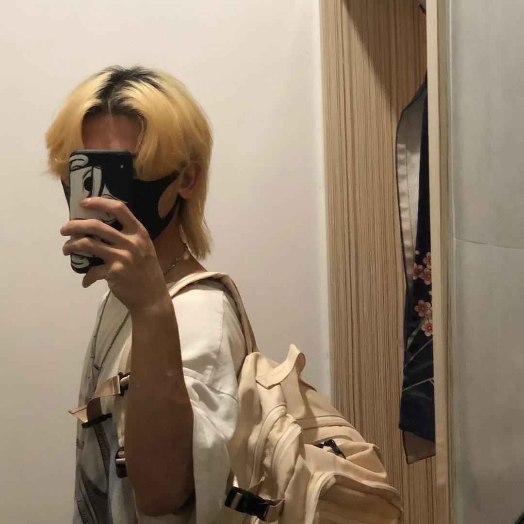 暗部的黄