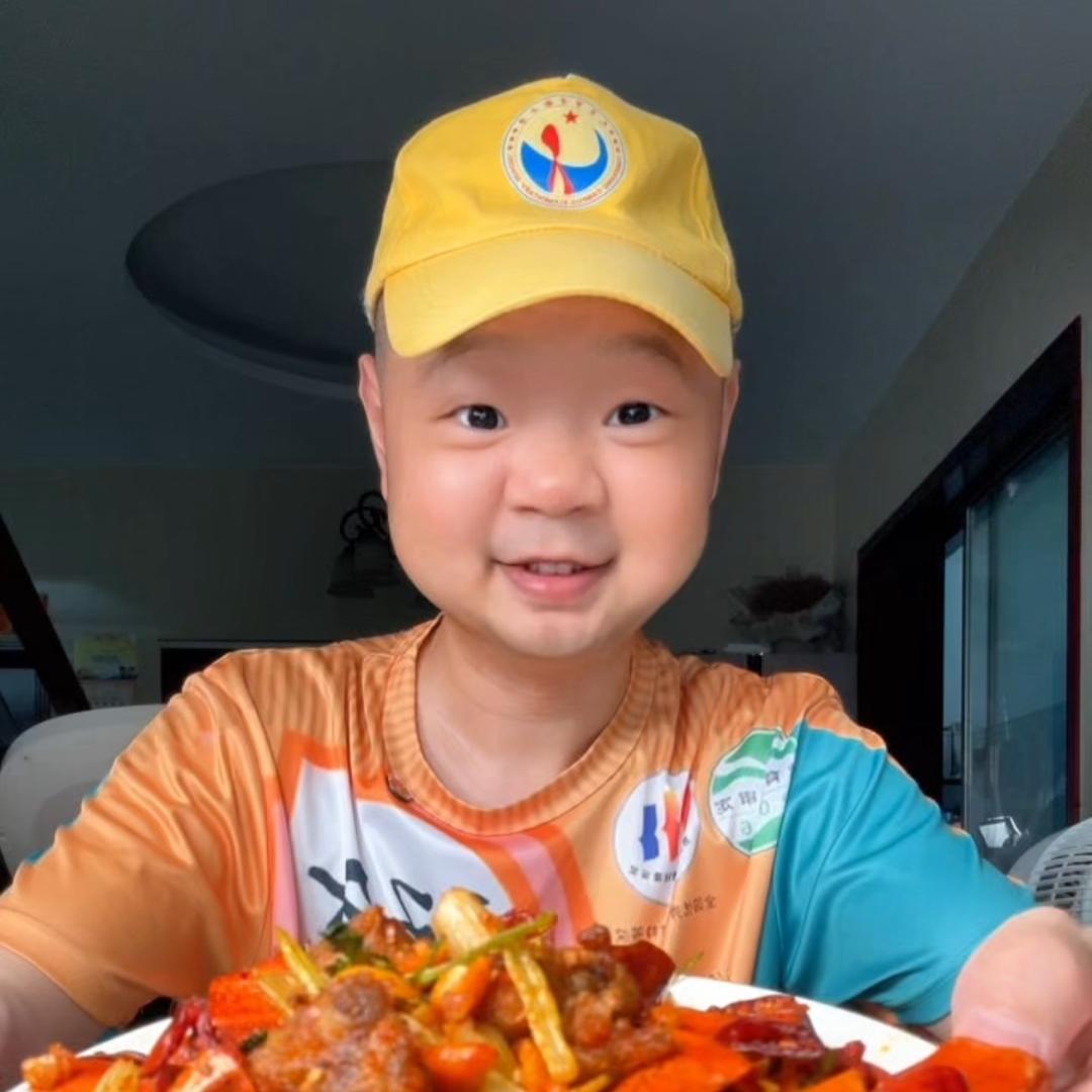 仔仔吃不饱@抖音