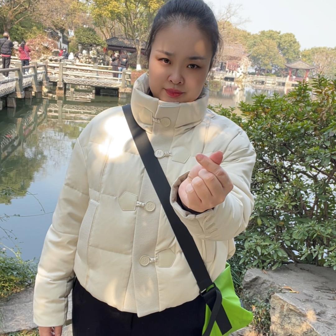 库尔勒浪雅名居家具工厂