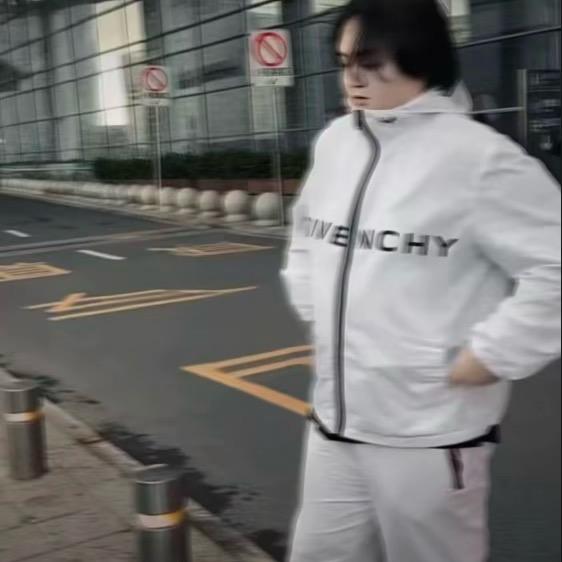 万