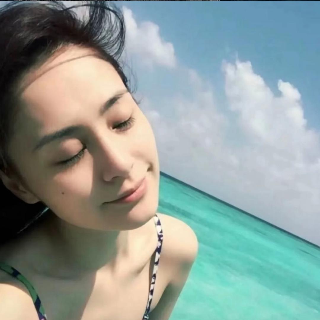 悲伤小菠萝