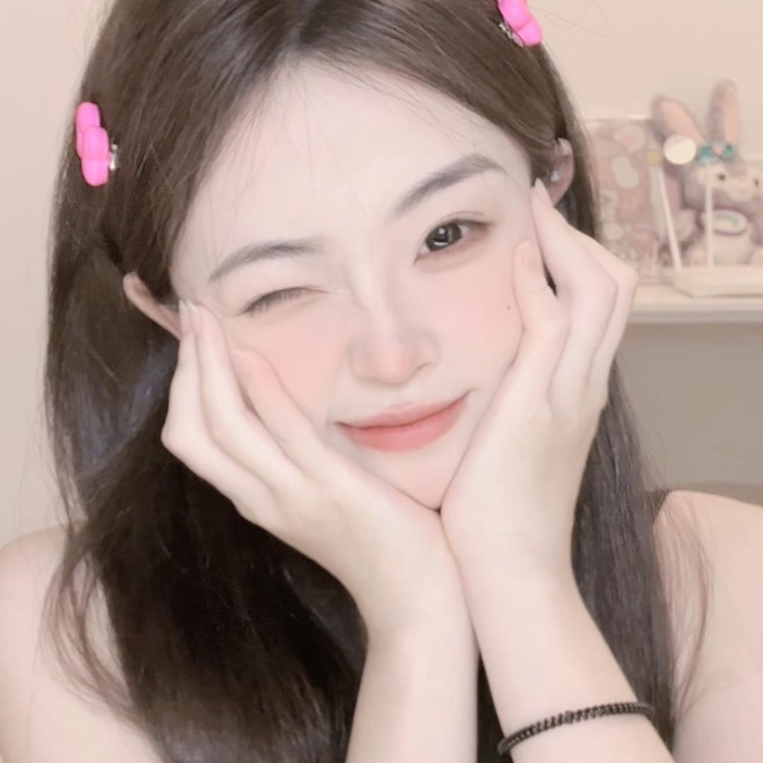 F。