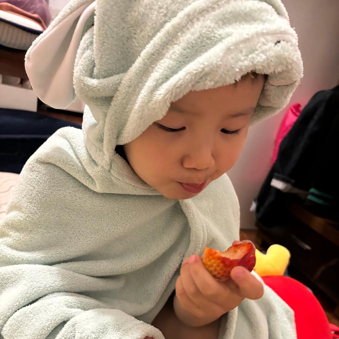 让我叫他小臭臭