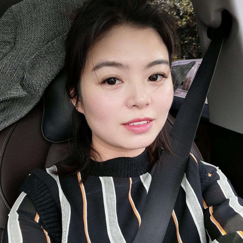 贵州琳诚～窗帘墙布软装付艳琳
