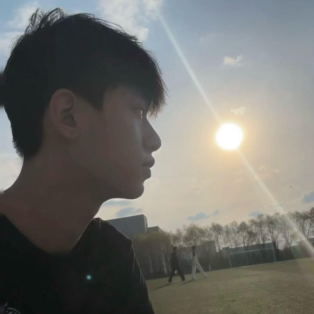 小卓.
