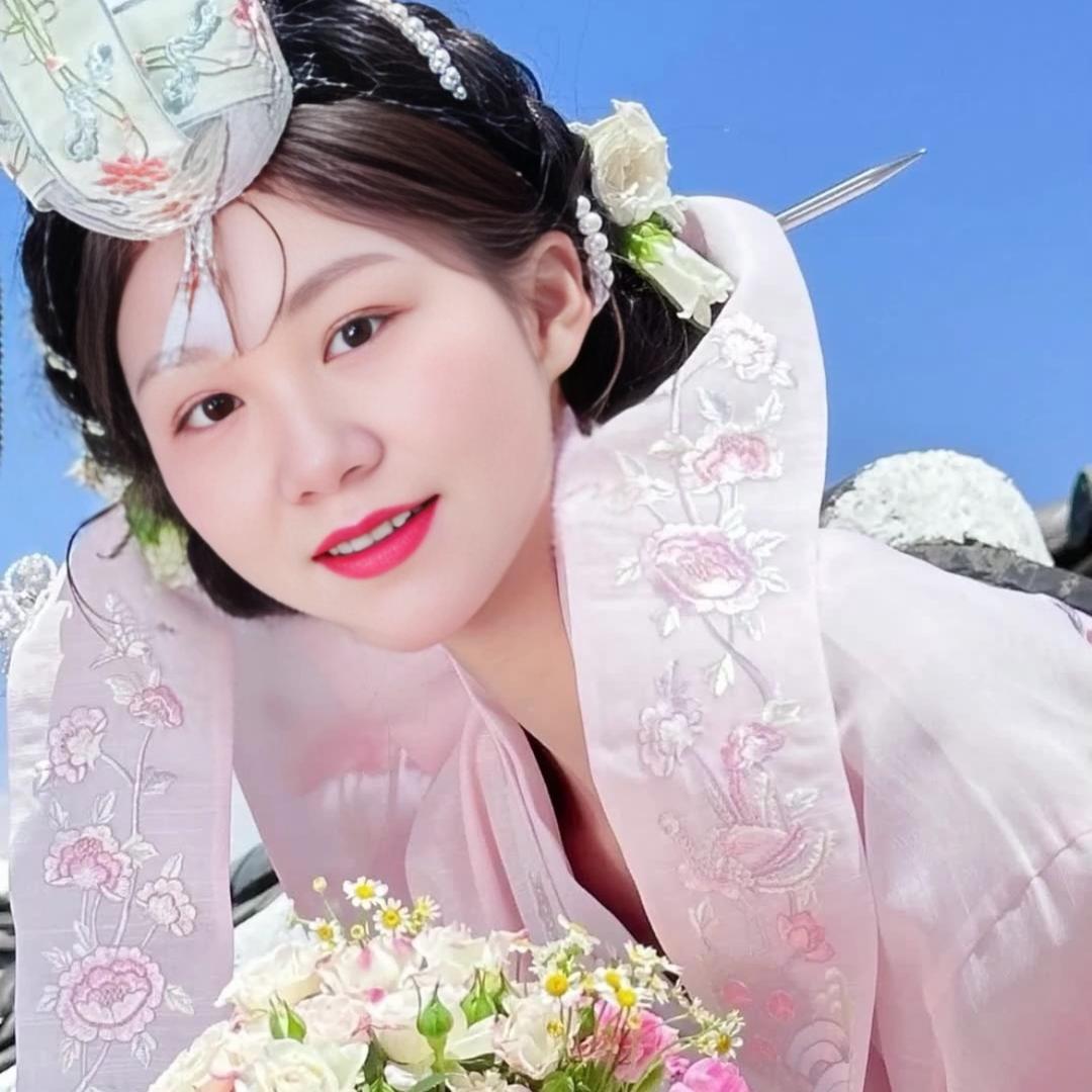 唤唤新生活化妆品(招美容师，合作伙伴)