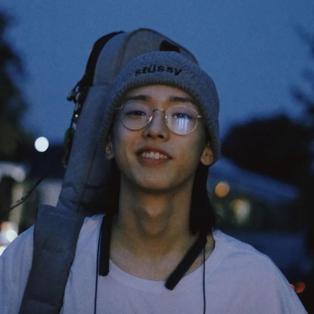 阿伟（爆炸版）