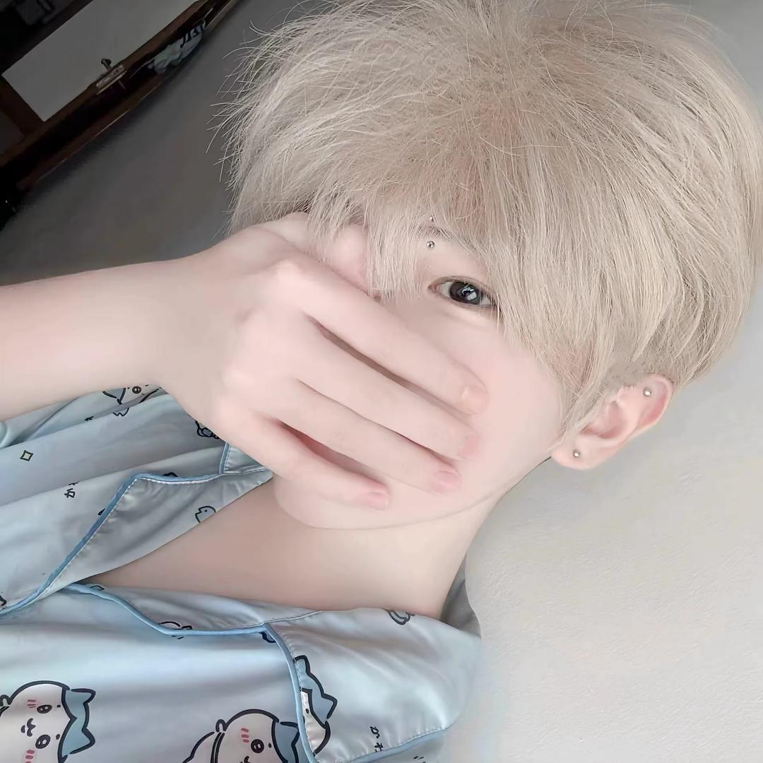 爱吃辣条的辣条音