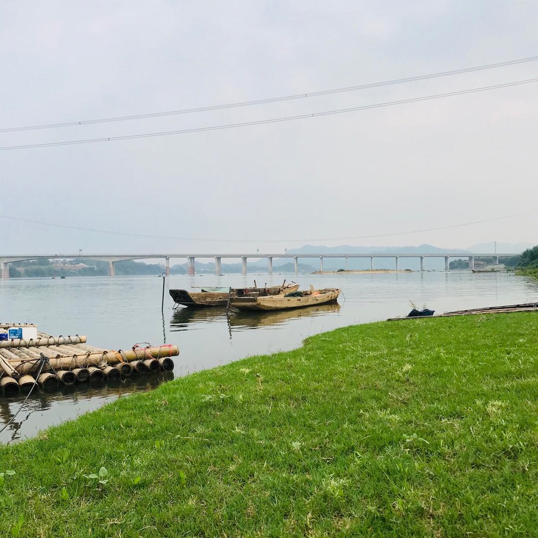 沙，水泥，瓷砖胶建筑材料送货