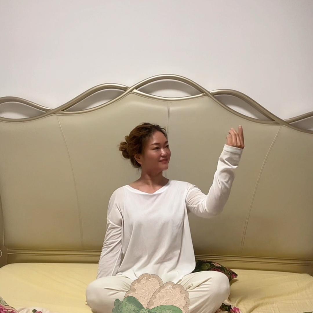 荣旗家具城（顶俏-英姿姐）