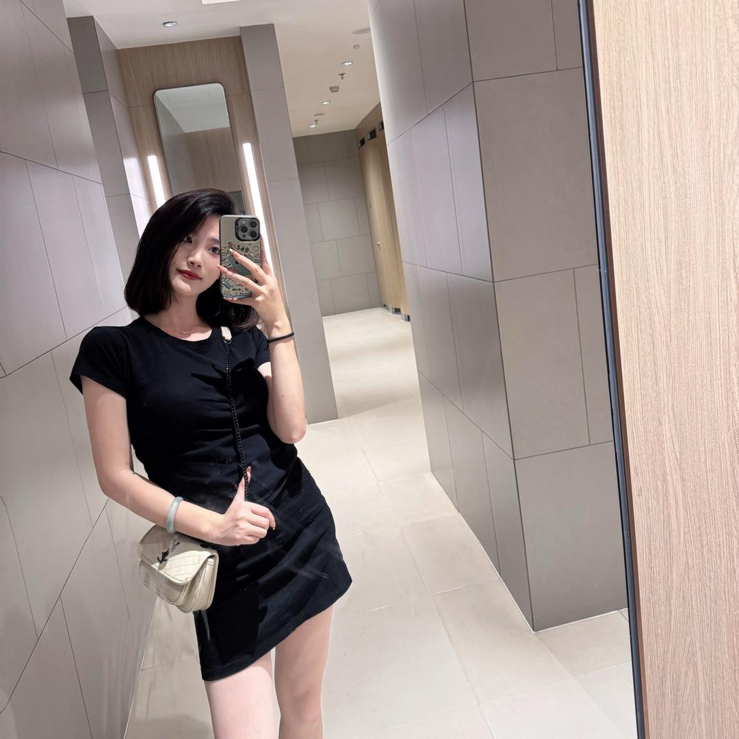 一只胡胡♒