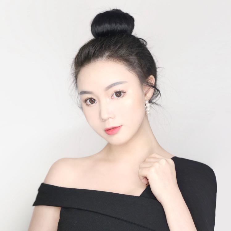 莲Anna