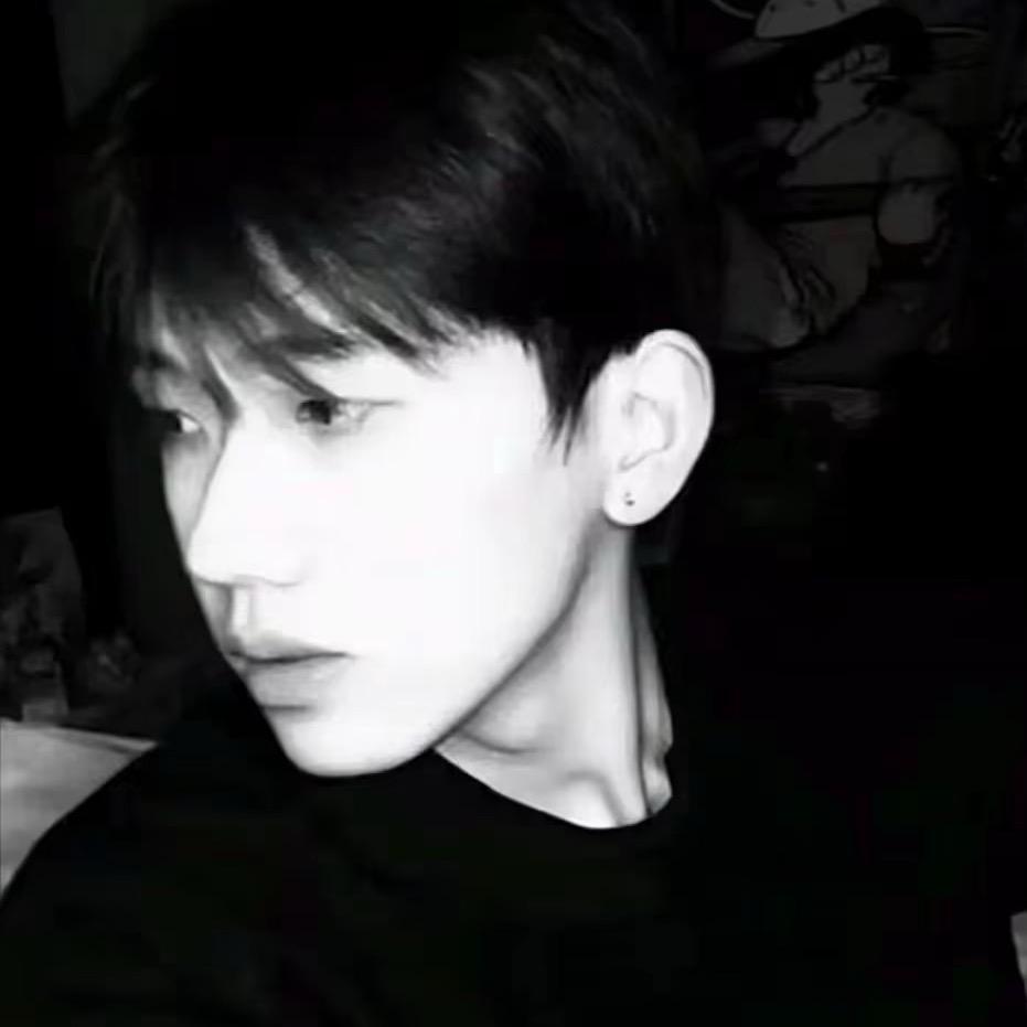 小陈·呐ঞ
