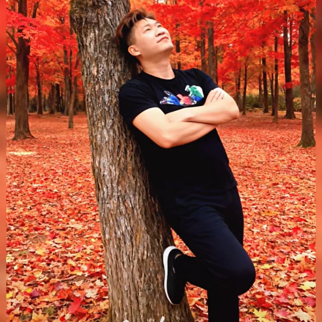 Mo莫