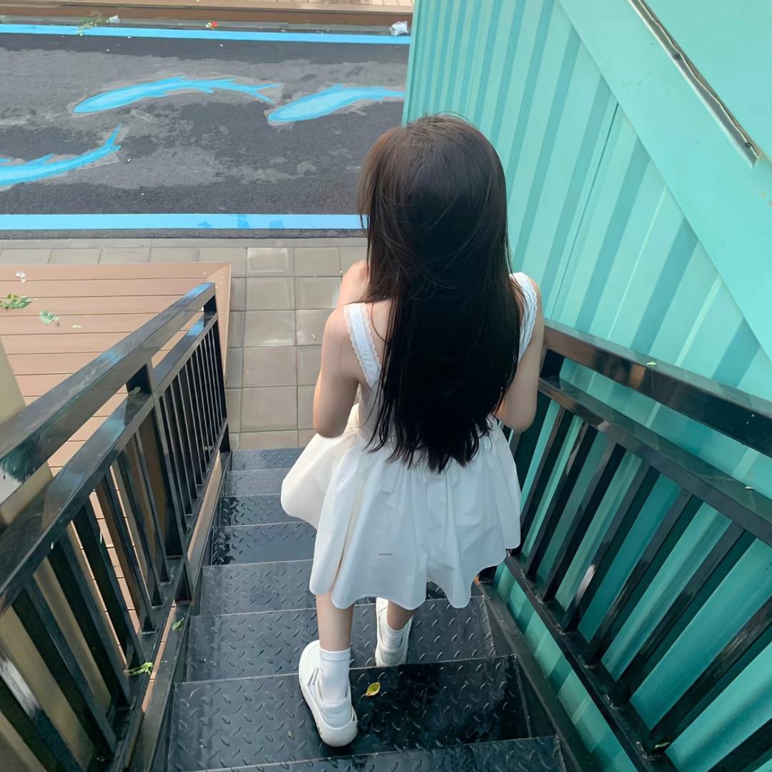 郗郗丫丫你们在干什么