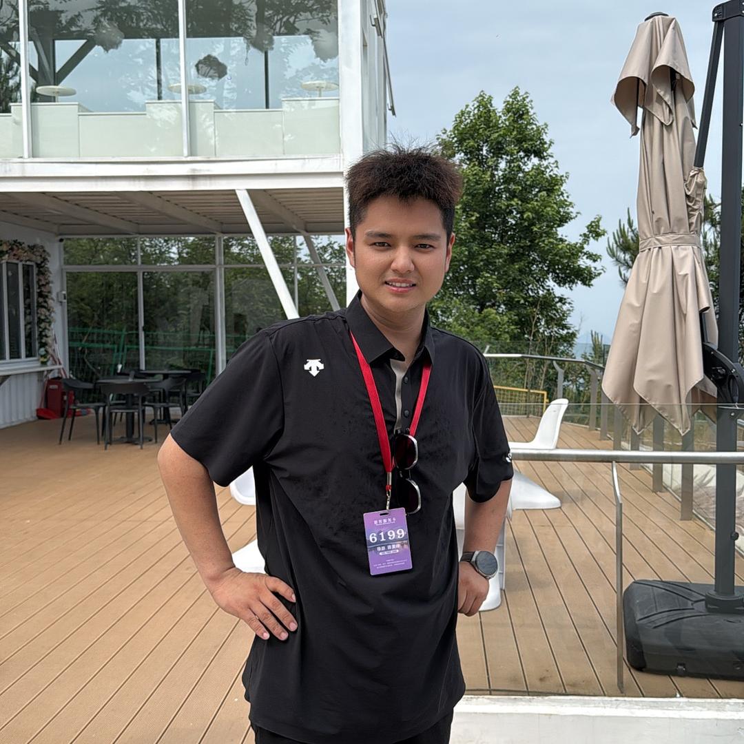 贵州酿信酒业   阿峰