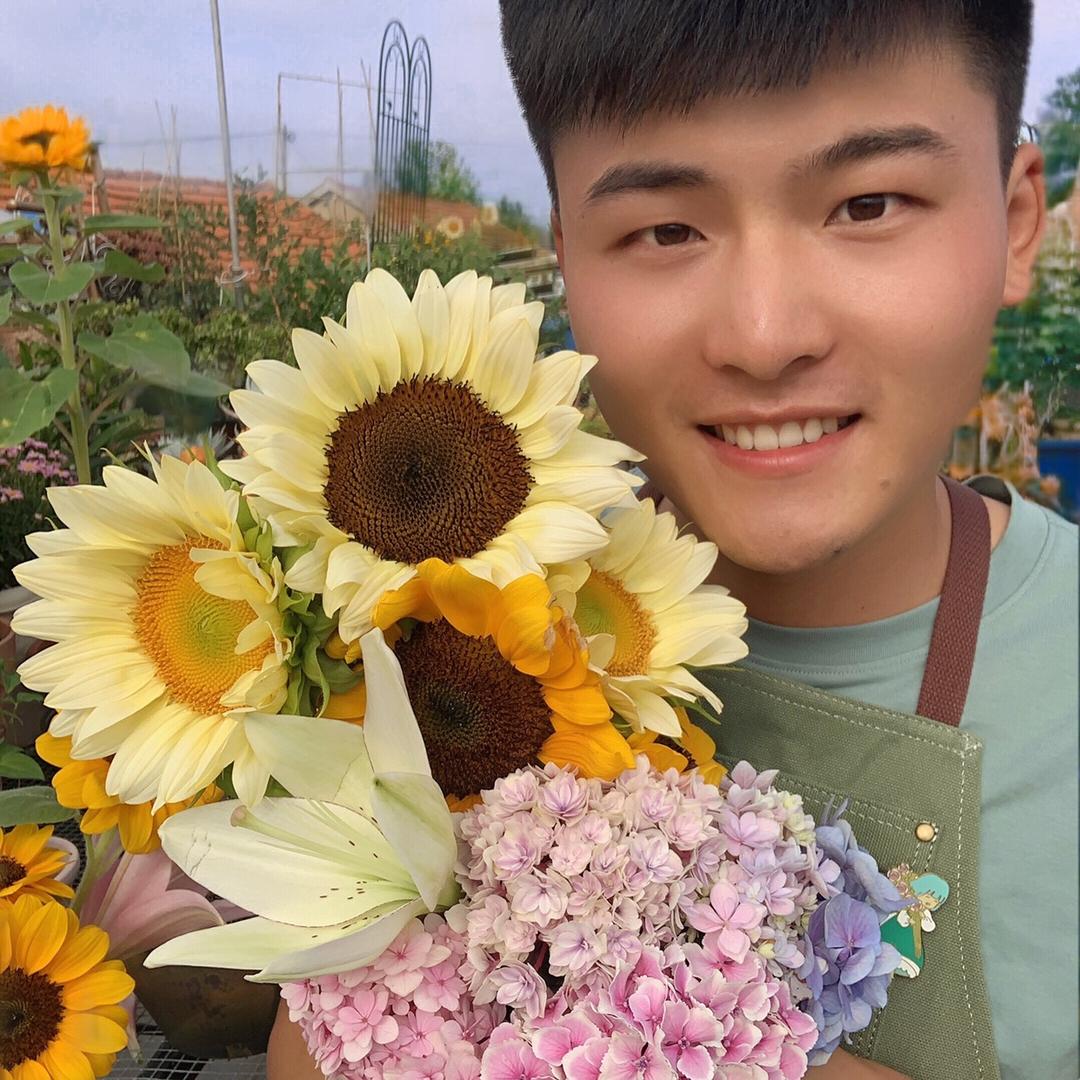 晨曦的逅花园🔅