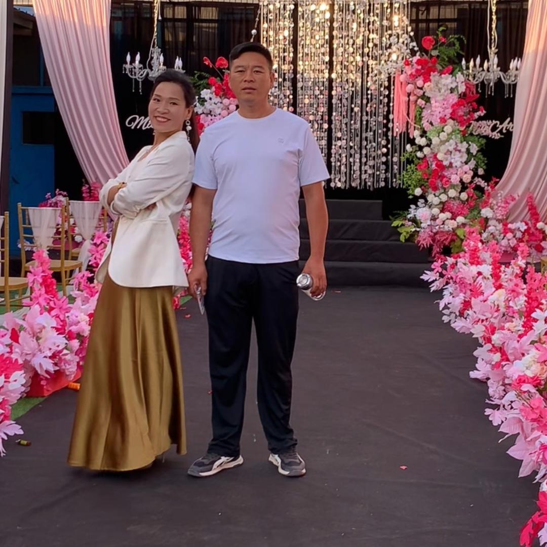 成亮婚庆