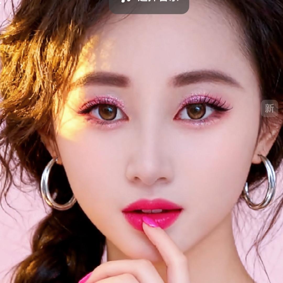 小燕🥰🥰