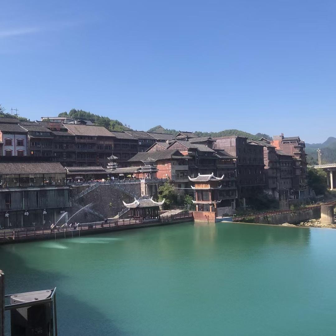 梁来是你
