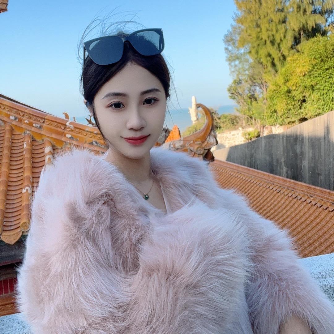 小静爱喝茶
