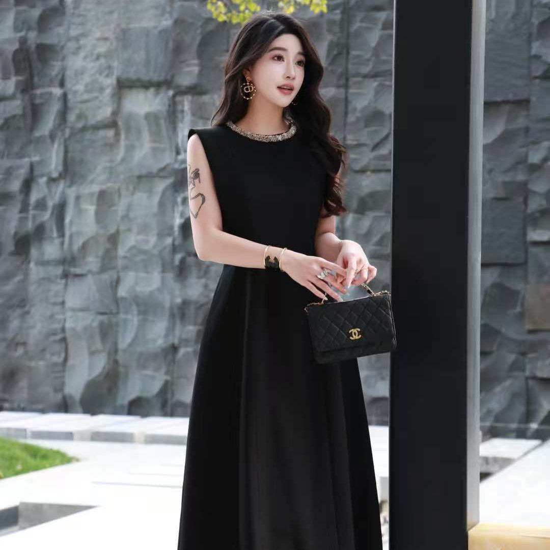 深圳南油依依服饰