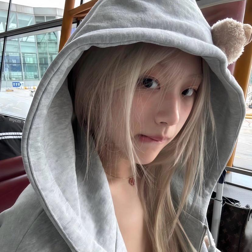 ^_^^