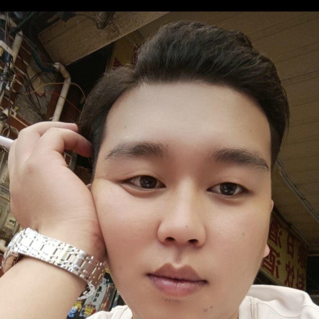 鱼尾