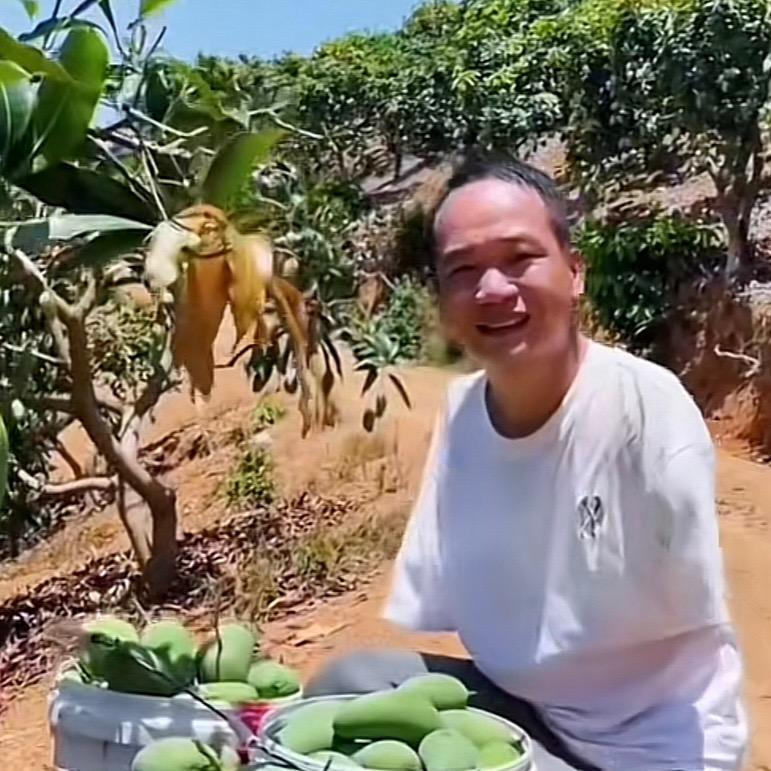 阿德加油