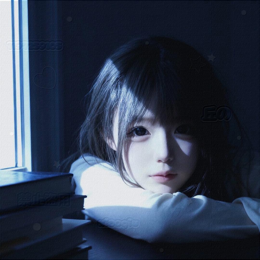 q                🪳