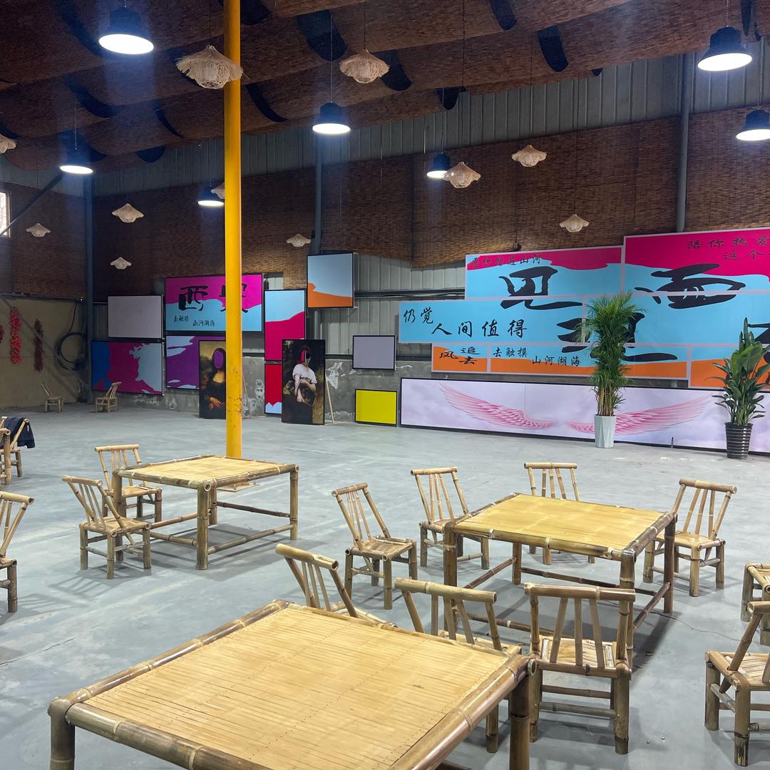 麓畔秦食光三号主播