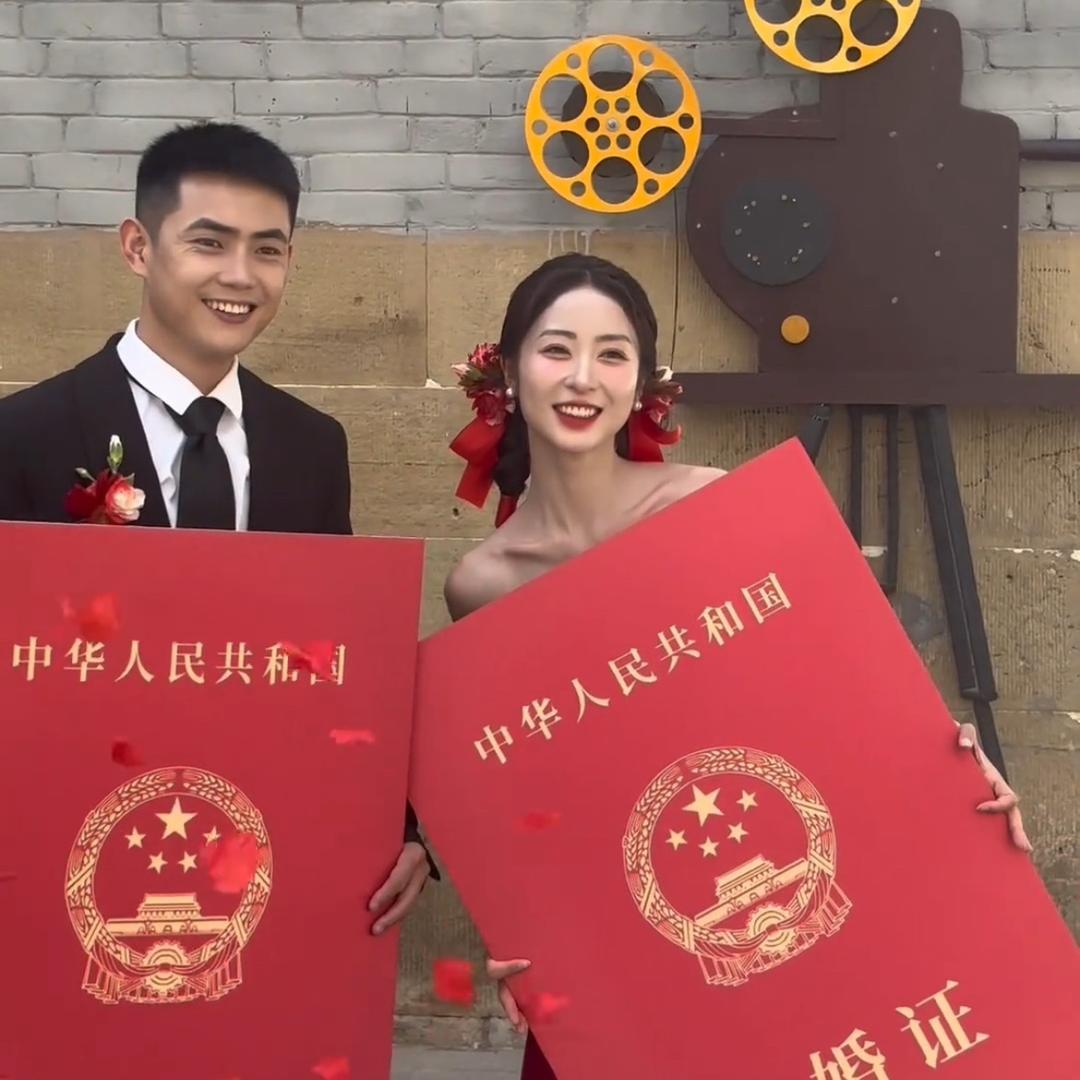 月月小助理