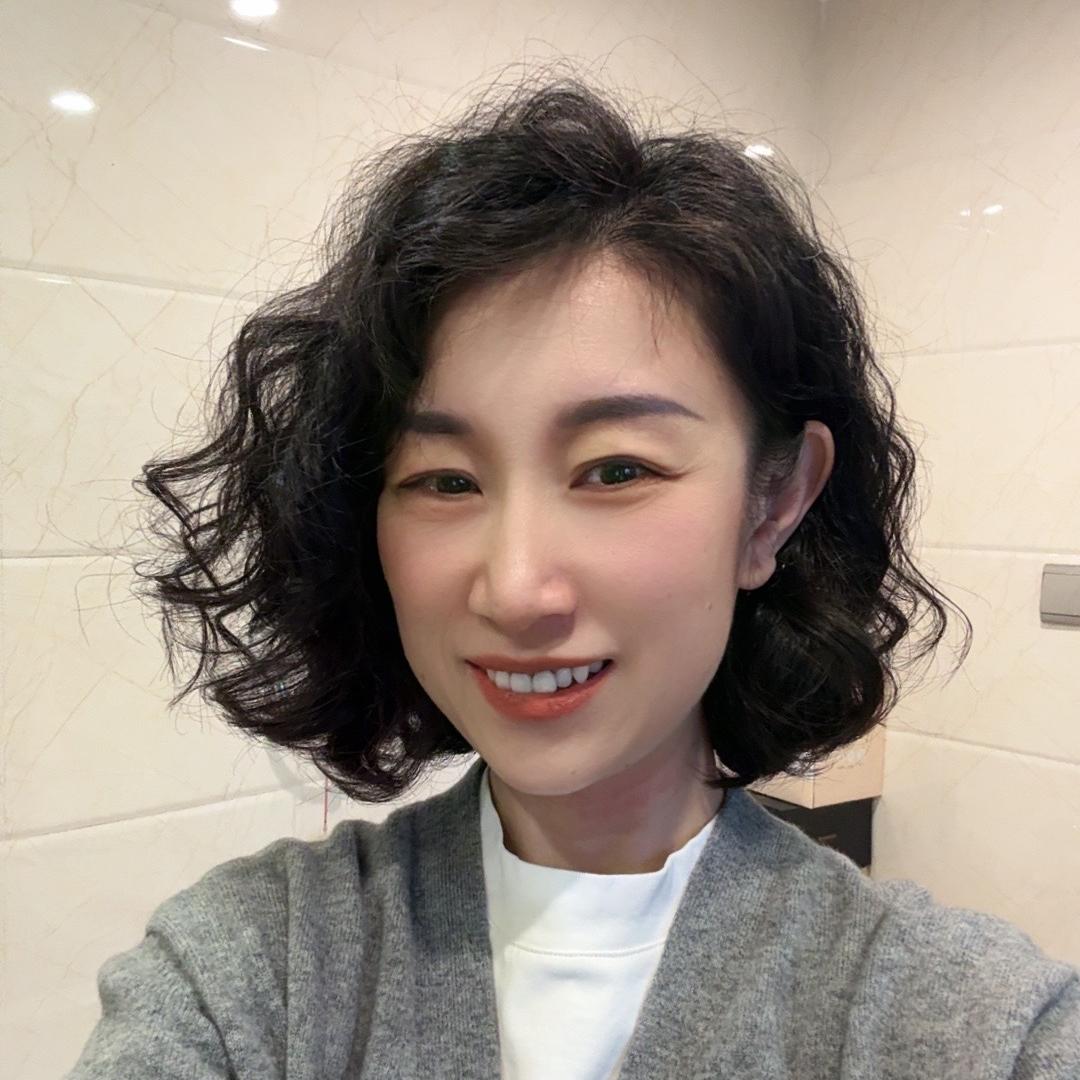 尔首女包