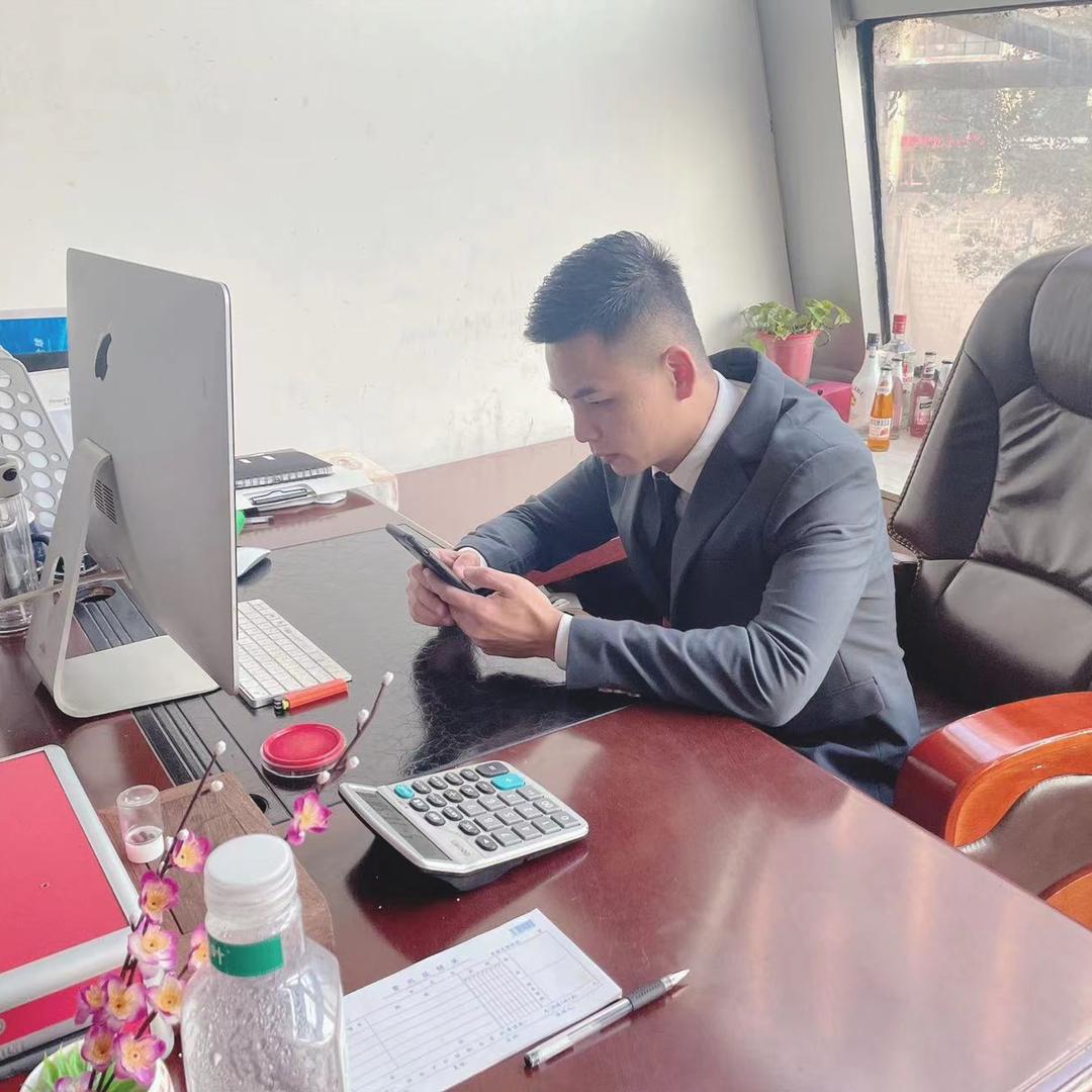 遵义市十三狼酒吧