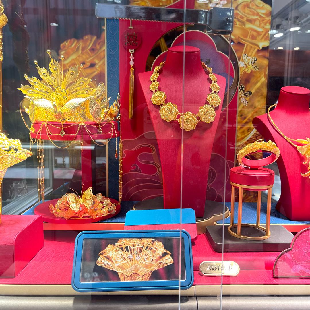 兴宁大润发老FENG祥柜姐