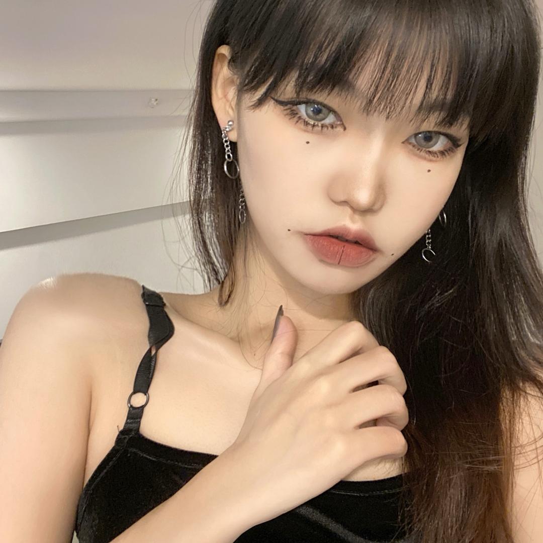 _吳智鑫👑