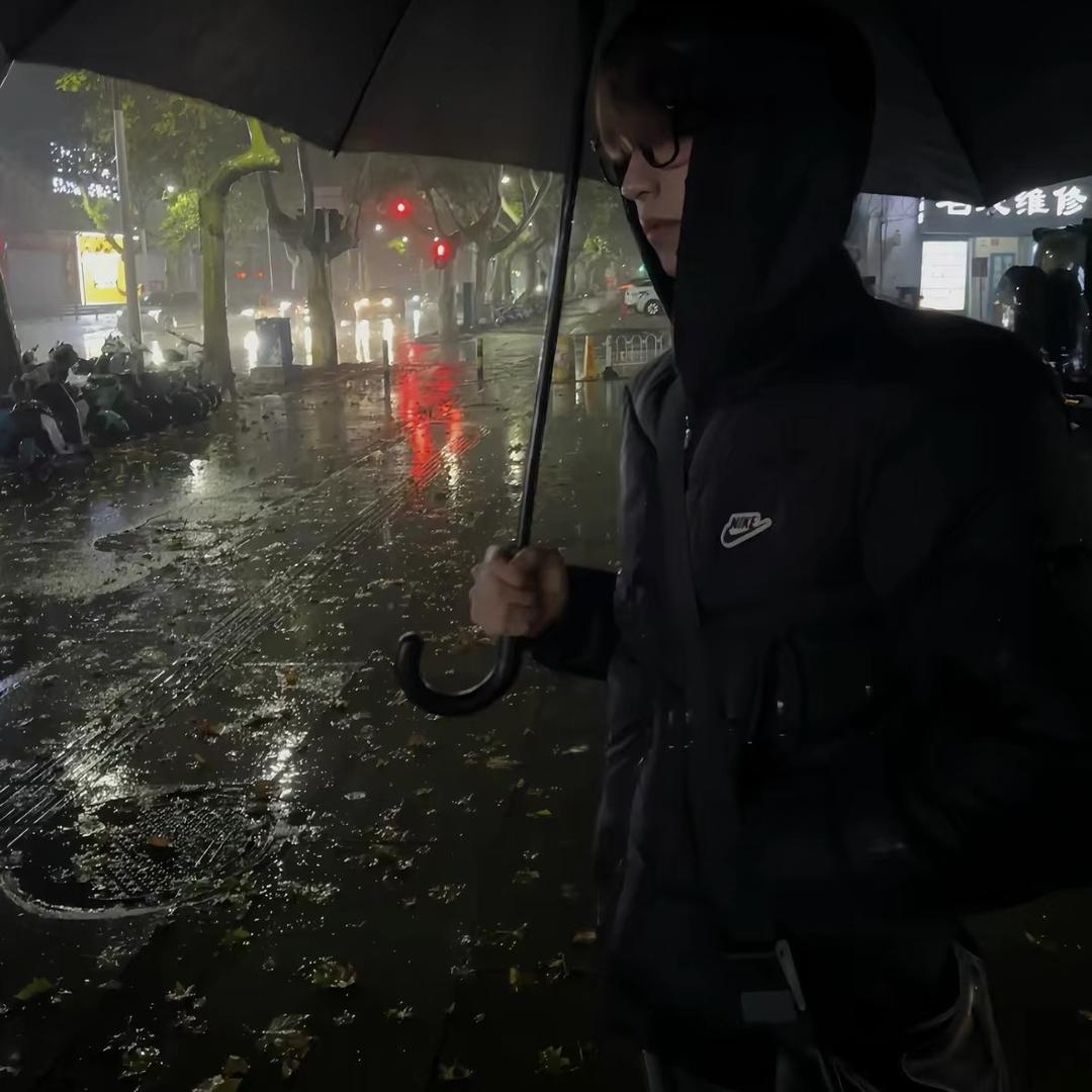 把自己挂闲鱼卖了