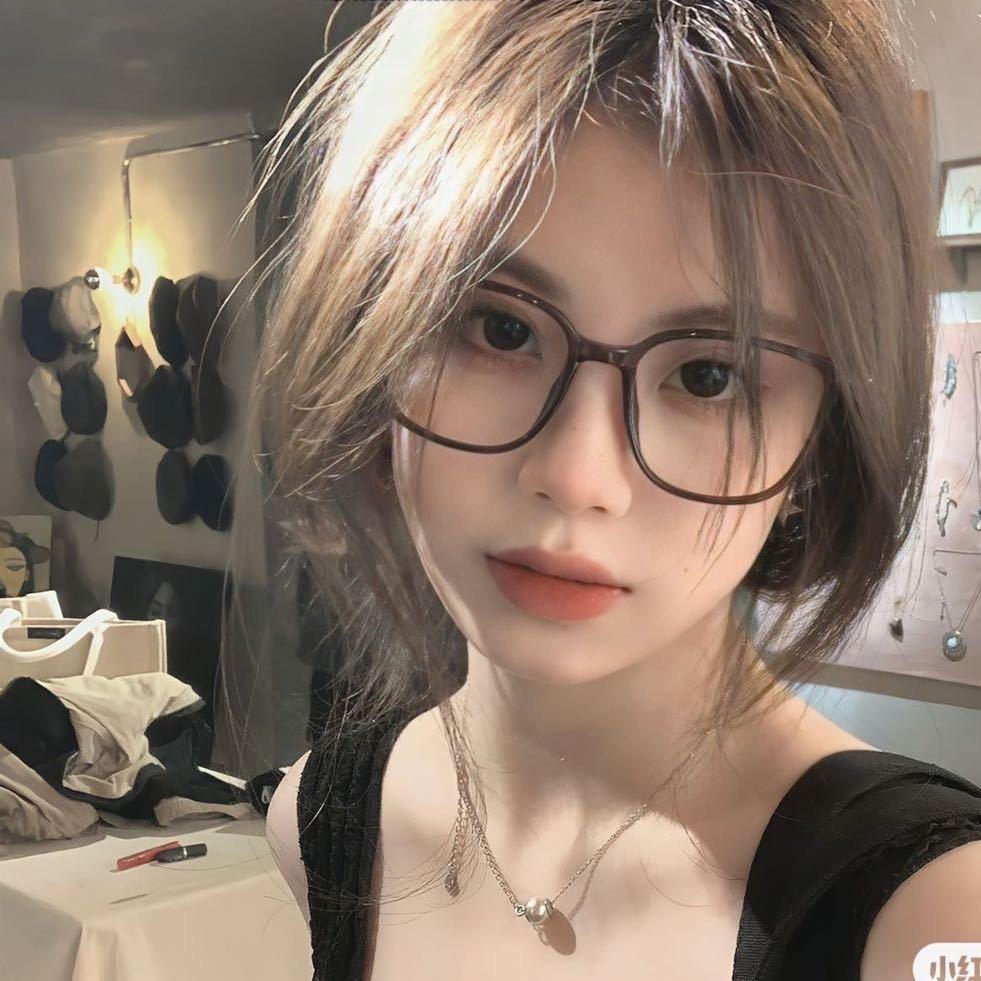 你好，我叫，丁真