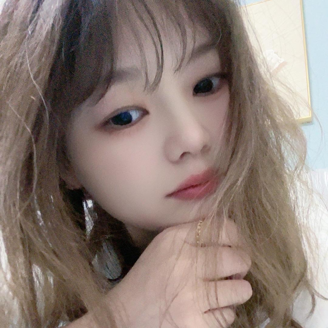 颜如玉
