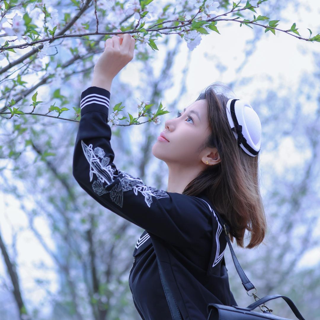 小胡嘎嘎拍📷女摄