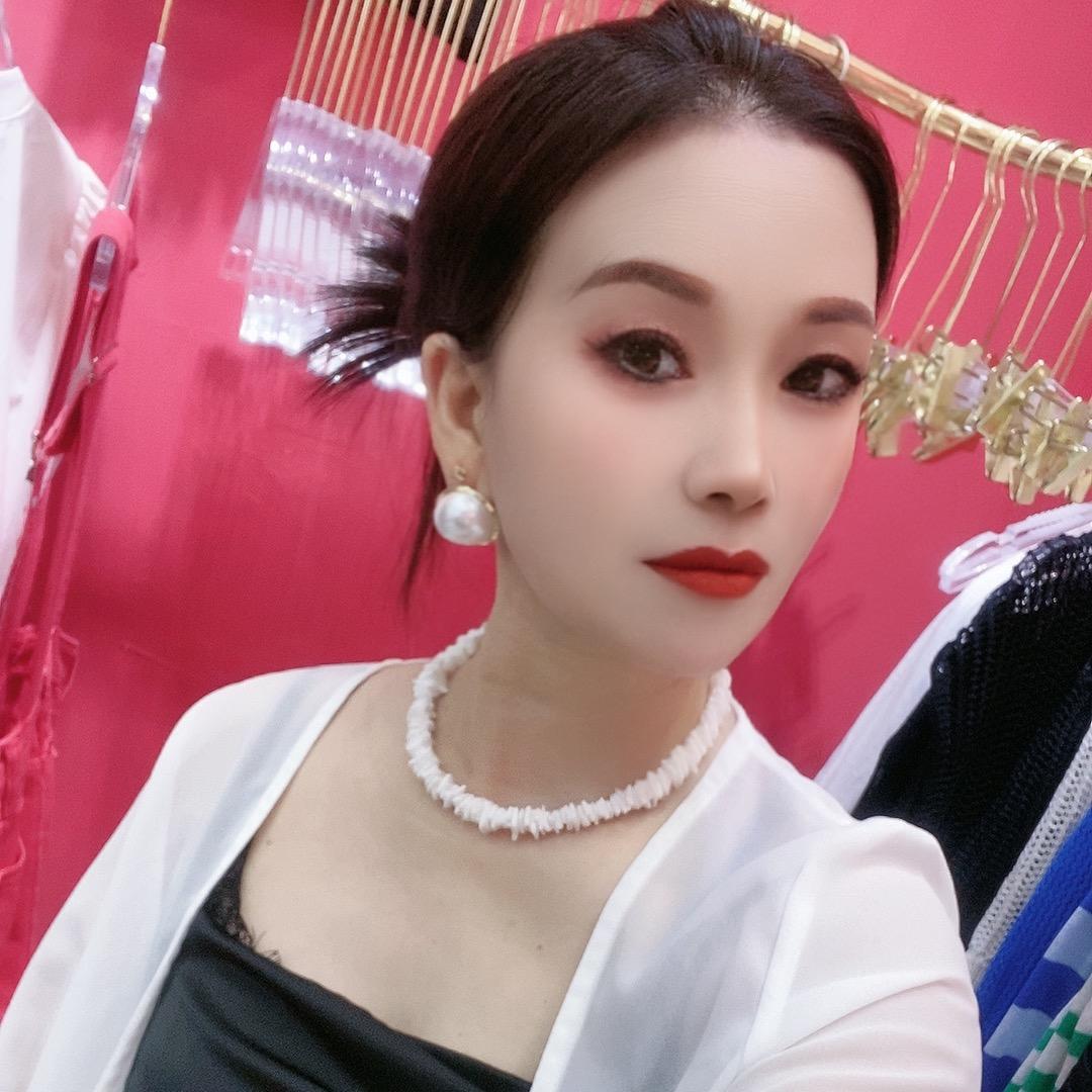 飞扬姐姐