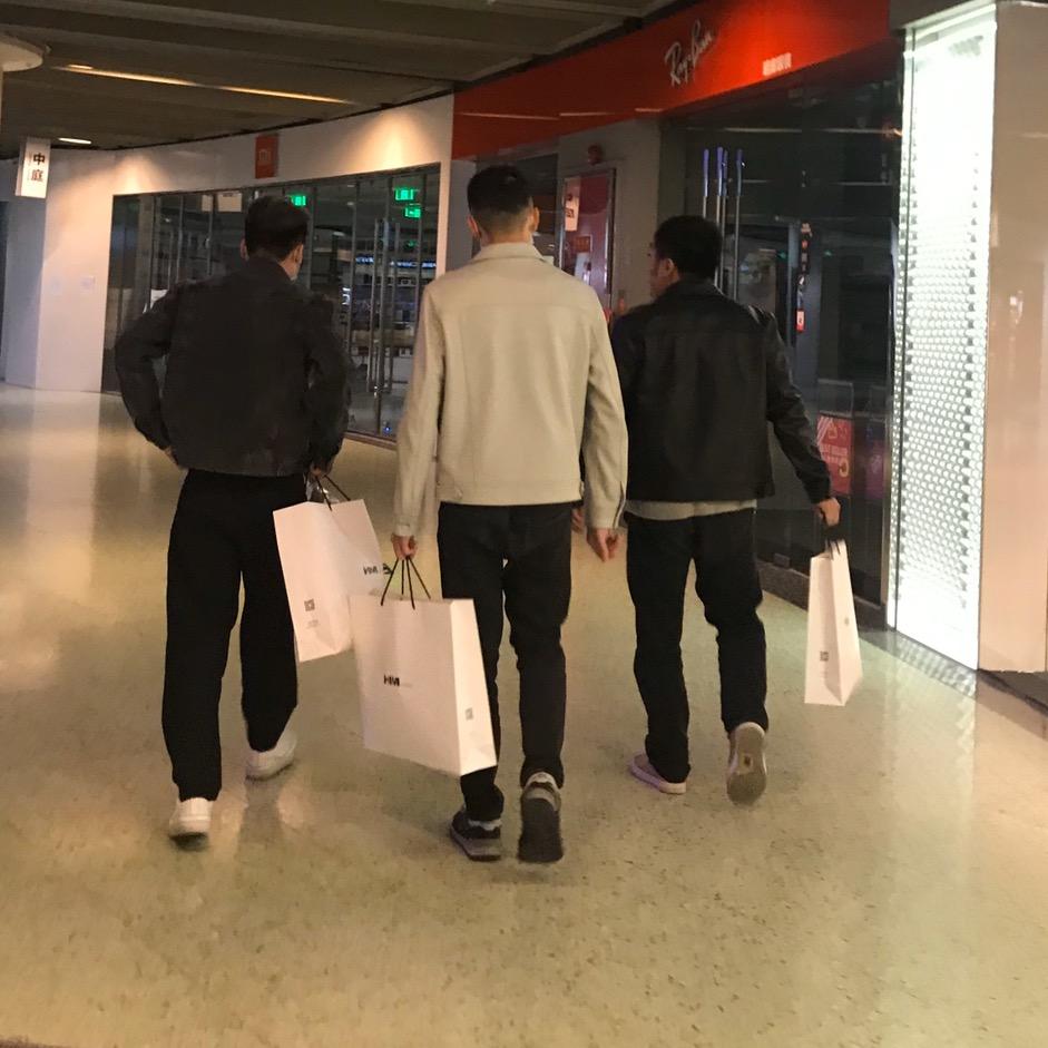 亮lg