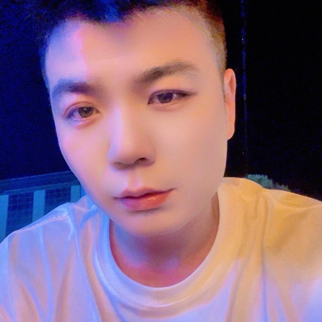 王先生@