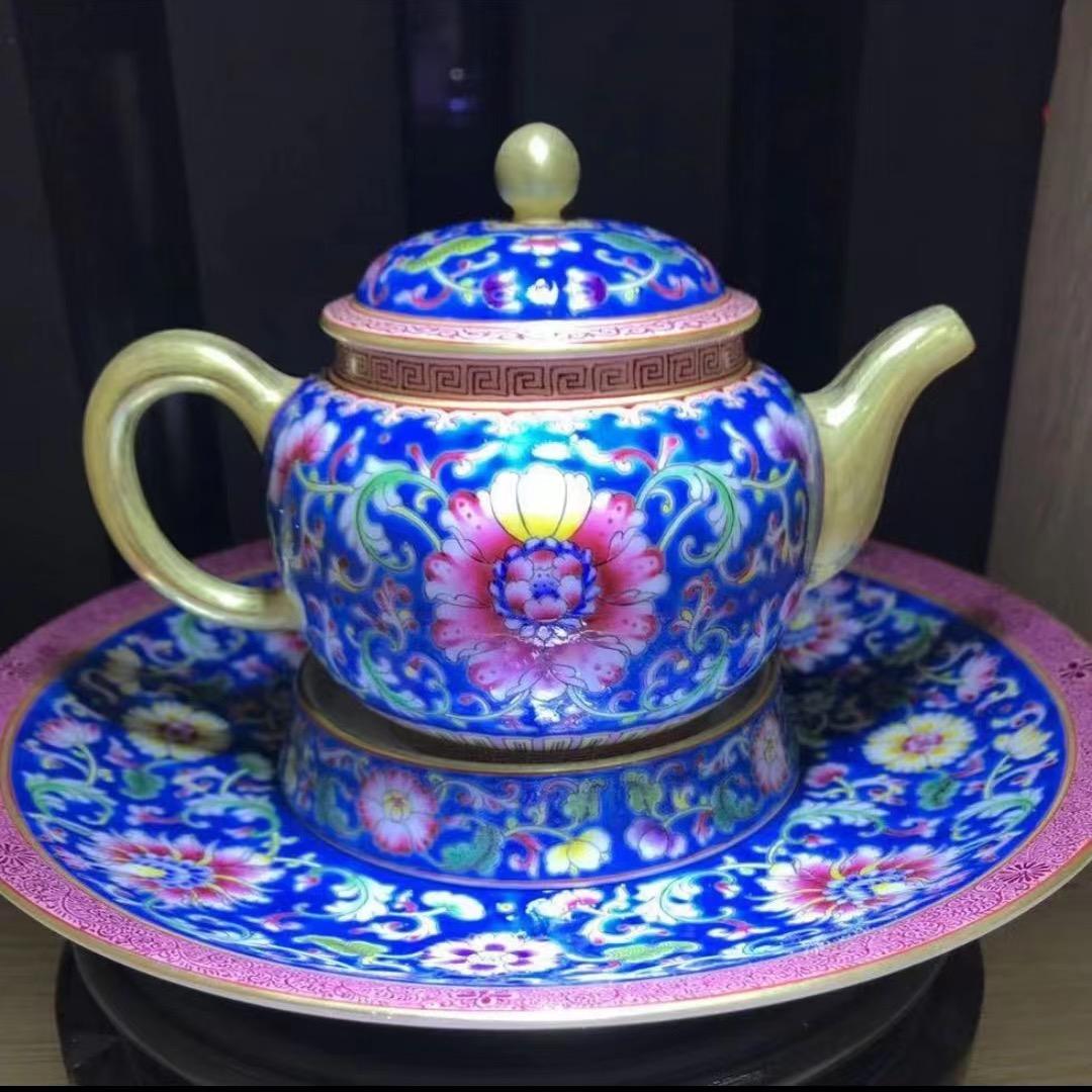 景德镇爱雪陶瓷店