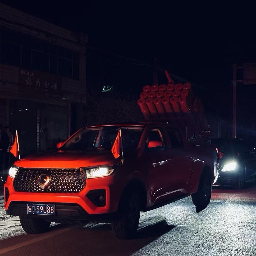 小郭婚车租赁🚗礼炮车