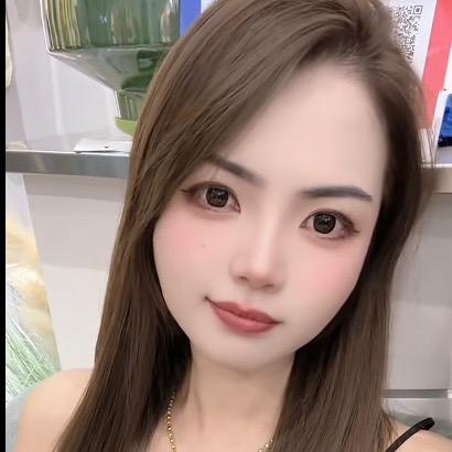 清镇开女装的小丽