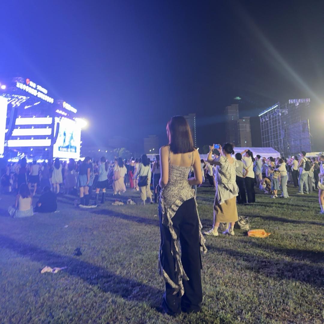 吹吹人间发财风🌬️